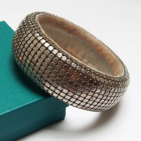 Vintage Jewelry - VTG Retro Silver Circular Metal Bangle Bracelet